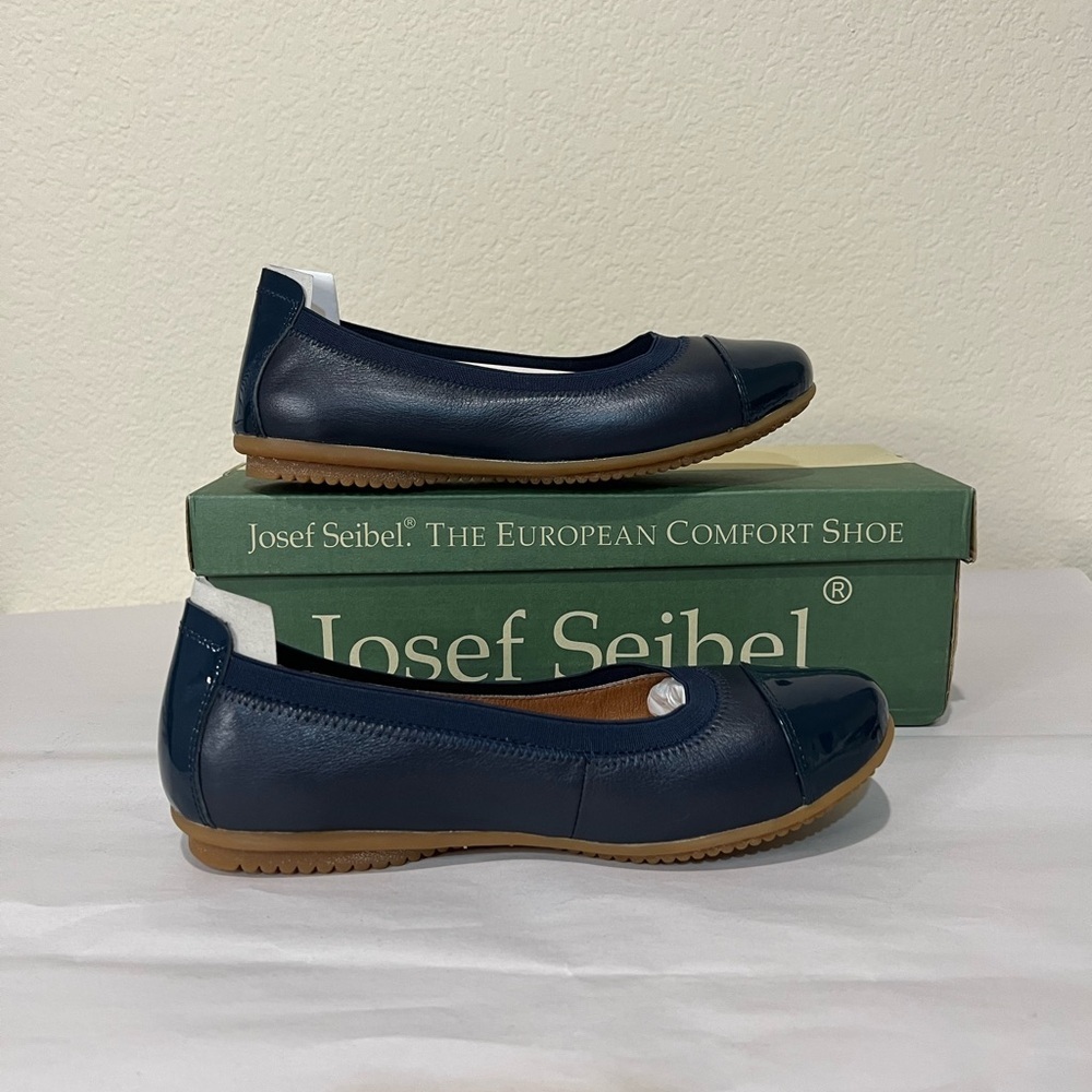Josef Seibel Navy genuine leather ballet flat‎ EU37 US 6/6.5